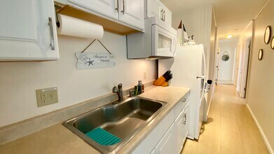91-529 Pupu St, Unit 2 in Ewa Beach, HI - Building Photo - Building Photo