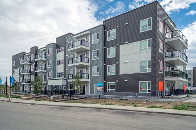 property at 33 Carringham Gate NW