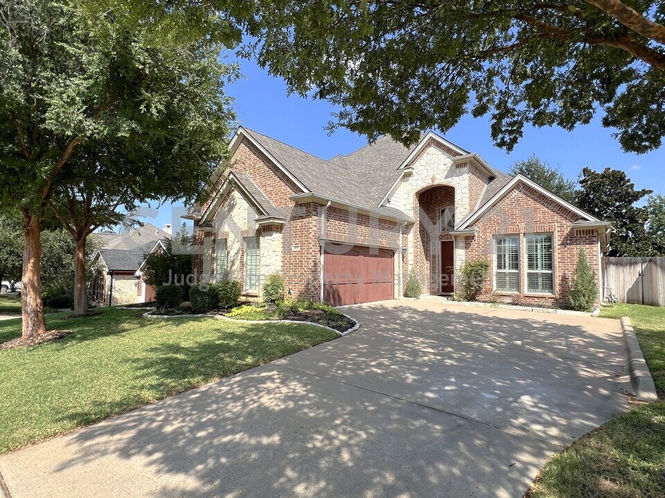 609 Goliad Dr in Keller, TX - Foto de edificio