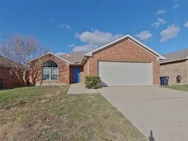 10712 Braemoor Dr in Haslet, TX - Building Photo