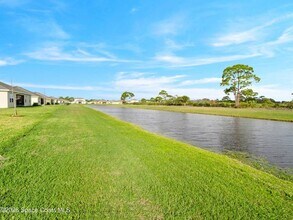 5072 Alabaster Dr in Grant Valkaria, FL - Building Photo - Building Photo