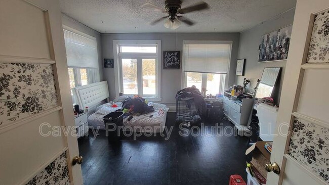 1229 Commonwealth Ave in Duluth, MN - Building Photo - Building Photo