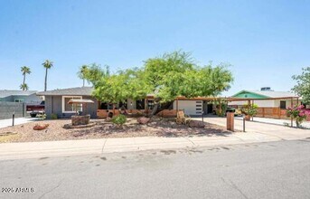 11215 N 37th Ave in Phoenix, AZ - Building Photo - Building Photo