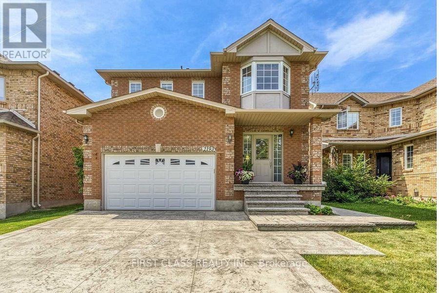 2193 Rosemount Crescent in Oakville, ON - Building Photo