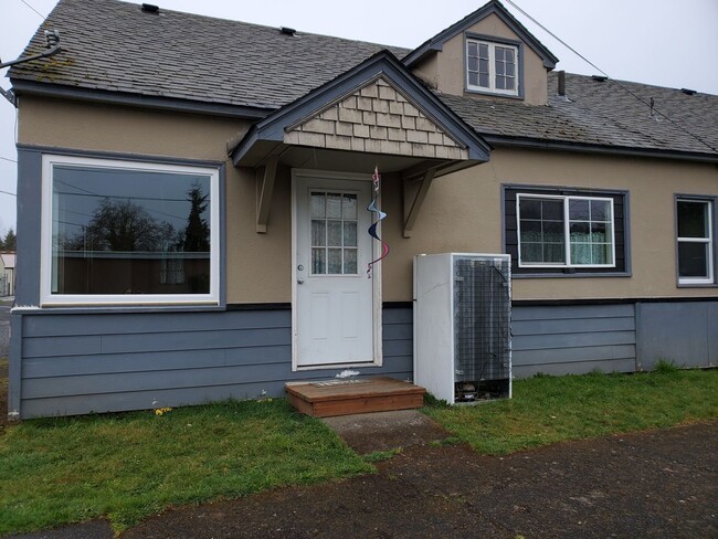 property at 924 Main St