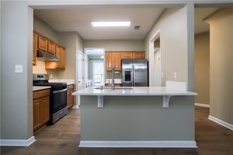 2216 Worrall Hill Dr in Duluth, GA - Foto de edificio - Building Photo