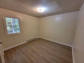 135 Aunt Mary Ave in Greensboro, NC - Building Photo - Building Photo