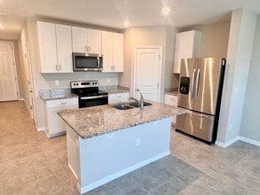 17125 Blowfish Dr in Nokomis, FL - Building Photo - Building Photo