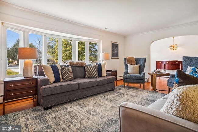 property at 532 Trippe Ave