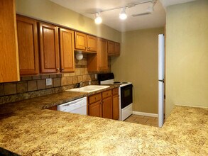 620 S 4th Ave, Unit 620 in Morton, IL - Foto de edificio - Building Photo