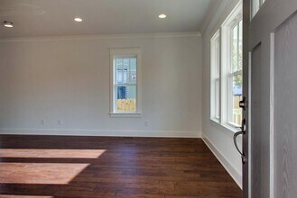 2044 Straightway Ave in Nashville, TN - Building Photo - Building Photo