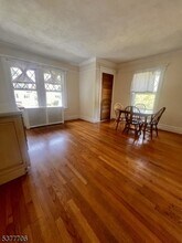 217 Ashland Ave in Bloomfield, NJ - Building Photo - Building Photo