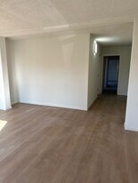 637 W 41st St, Unit 637 W. 41st Street in Los Angeles, CA - Building Photo