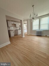 1181 S Octagon Rd in Camden, NJ - Foto de edificio - Building Photo