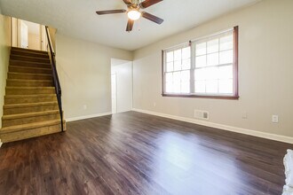 1821 Pine Creek Dr in Austell, GA - Building Photo - Building Photo