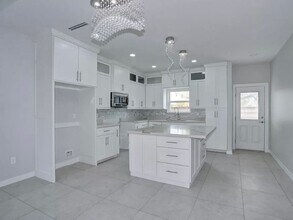1822 Sunset Dr in Mission, TX - Building Photo - Building Photo