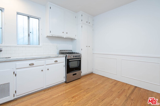 9025 Rangely Ave in West Hollywood, CA - Building Photo - Building Photo