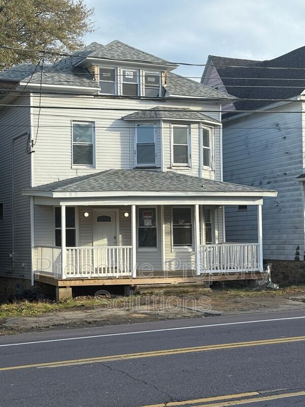 property at 415 S Main Ave