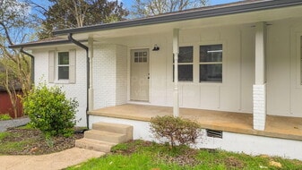 5403 Kimbro St in Chattanooga, TN - Building Photo