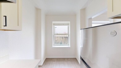 357 Fulton St in San Francisco, CA - Building Photo - Building Photo