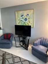 62 Harwood Crescent in Deerfield Beach, FL - Foto de edificio - Building Photo