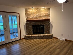 2541 Winfield Dr in Springfield, IL - Building Photo - Building Photo