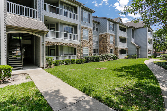 Knox at Westchase in Houston, TX - Building Photo - Building Photo