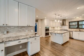 Beautifully updated Northwood home near No in San Antonio, TX - Foto de edificio - Building Photo