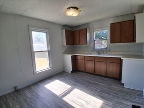 714 Bryan Ave in Danville, IL - Building Photo - Building Photo