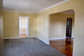998 J St in Idaho Falls, ID - Building Photo - Building Photo