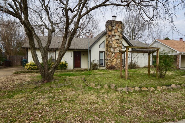 property at 6840 Sycamore Hill Dr
