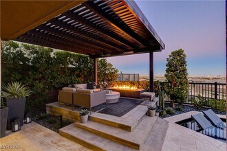 6300 Clovis Point St in Las Vegas, NV - Building Photo - Building Photo