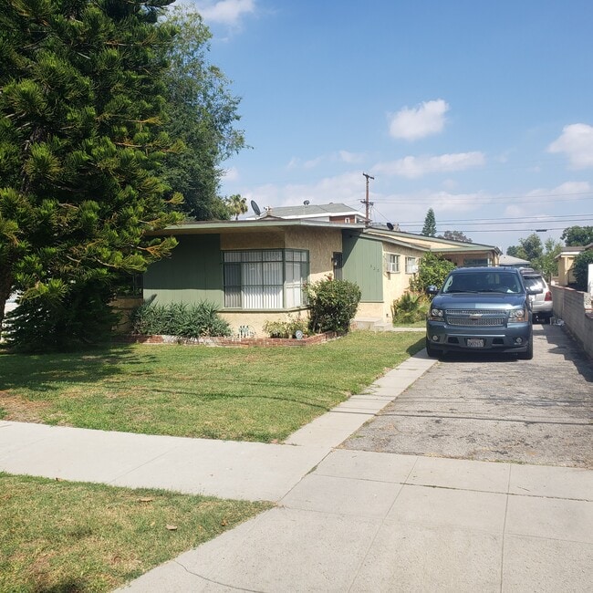 328 Allen Ave, Unit #A in Glendale, CA - Foto de edificio - Building Photo