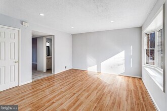 14653 Endsley Turn in Woodbridge, VA - Building Photo - Building Photo