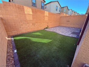 10939 Cheshire Wds Ave in Las Vegas, NV - Building Photo - Building Photo