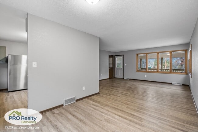 29510 Kings Bluff in Chisago City, MN - Building Photo - Building Photo