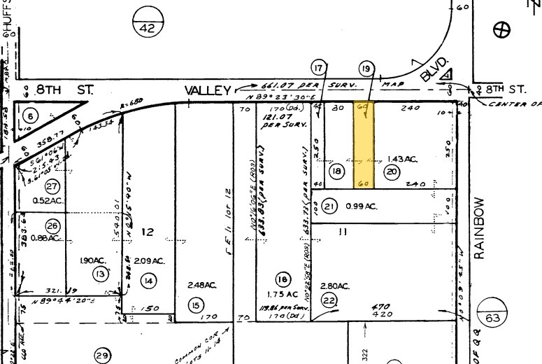 2017 Rainbow Valley Blvd in Fallbrook, CA - Building Photo