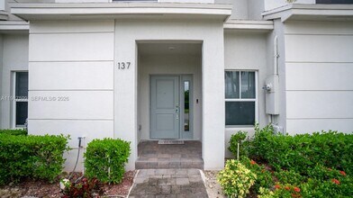 137 NE 3rd St in Florida City, FL - Building Photo - Building Photo