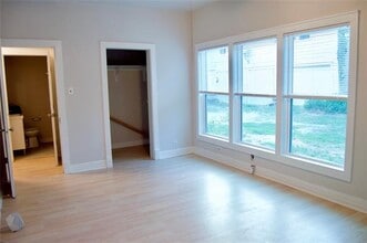 608 W Hickory St in Denton, TX - Building Photo - Building Photo