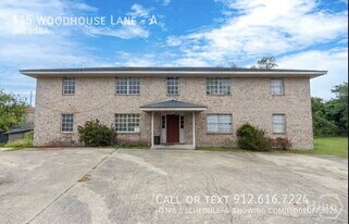 115 Woodhouse Ln in Savannah, GA - Building Photo