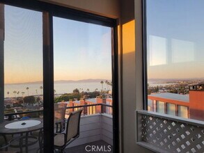 400 Palos Verdes Blvd in Redondo Beach, CA - Building Photo - Building Photo