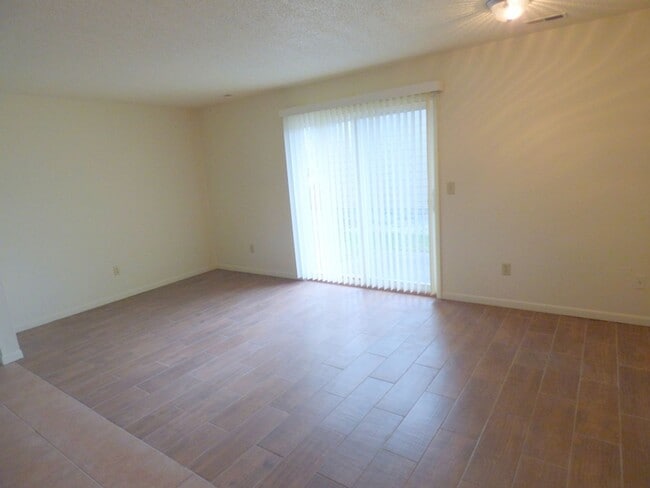 6102 Guild Dr in Fort Wayne, IN - Building Photo - Building Photo