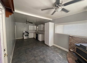 603 E K Ave in Visalia, CA - Building Photo - Building Photo