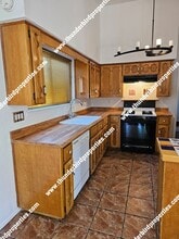 8612 Liberty Dr NE in Albuquerque, NM - Building Photo - Building Photo