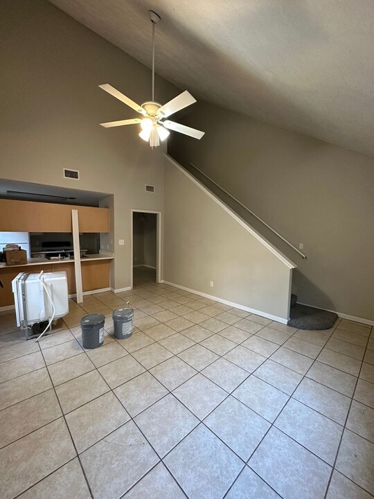 2277 Hartsfield Rd-Unit -Unit #2 in Tallahassee, FL - Building Photo