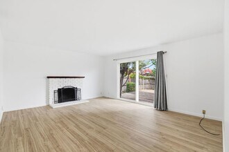 20161 Cherry Ln in Saratoga, CA - Building Photo - Building Photo