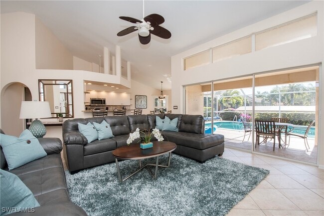 property at 2806 SW 39th St