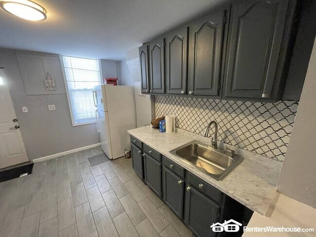 425 N Rose St photo'