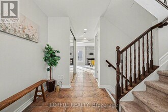 513 Paul Métivier Dr. in Ottawa, ON - Building Photo - Building Photo