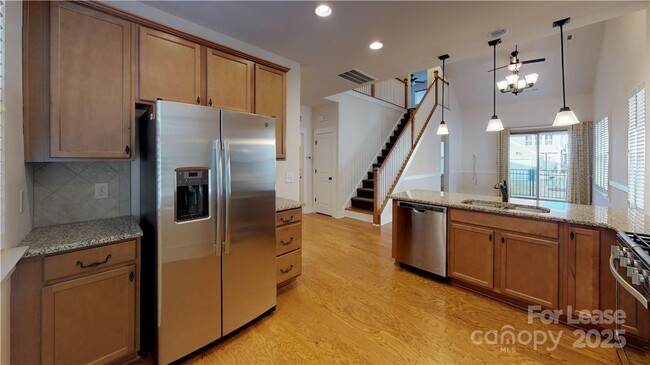 1604 Pat Garrett St in Charlotte, NC - Building Photo - Building Photo